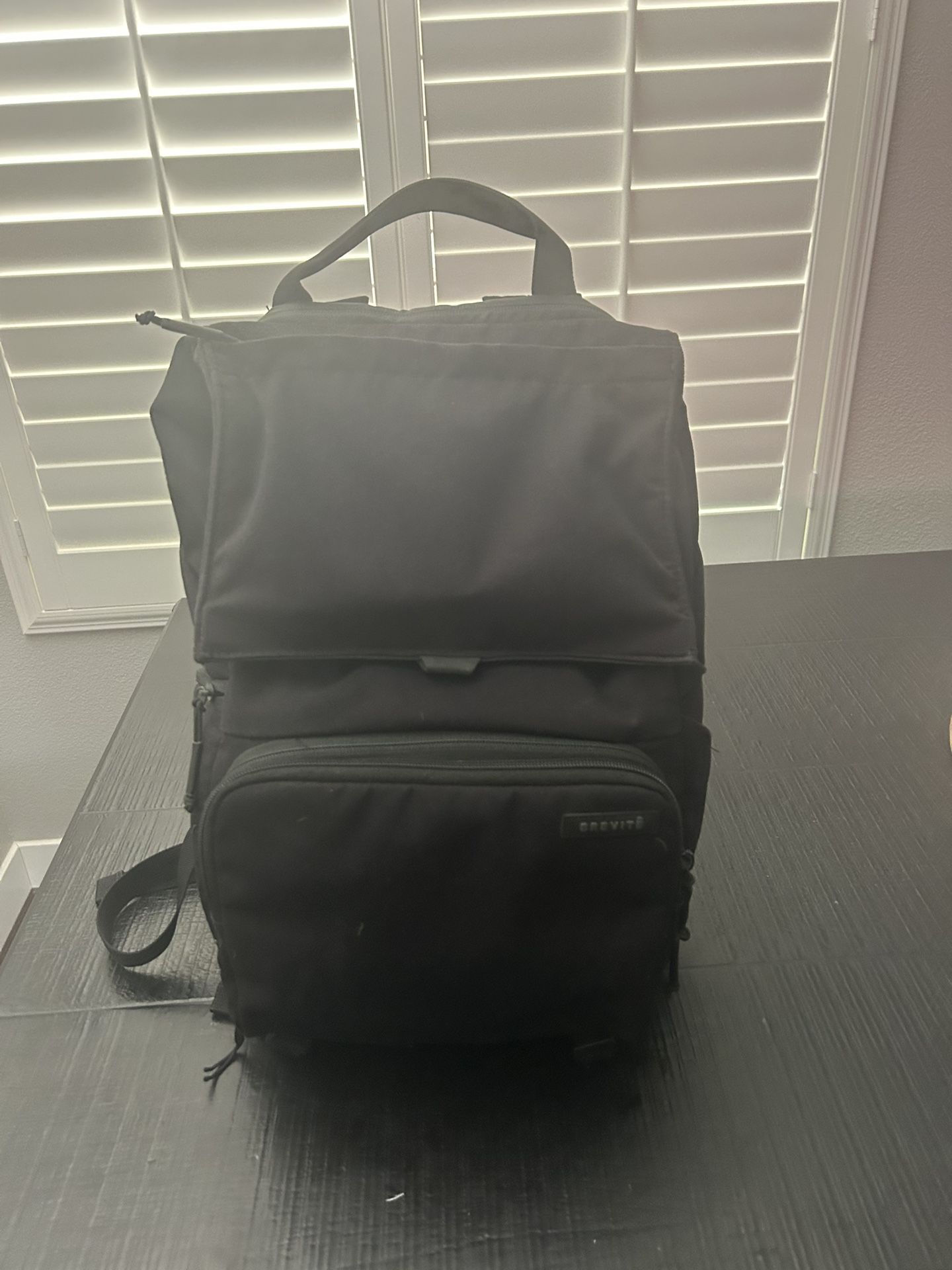 BREVITE The Runner Compact Camera Backpack Photography Backpack 18L Triple Black