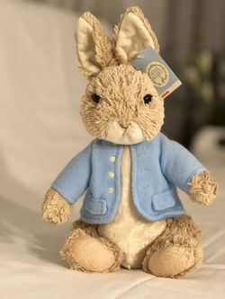 Classic Peter Rabbit®, 11 in - Gund