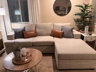 Living spaces couch with movable chaise