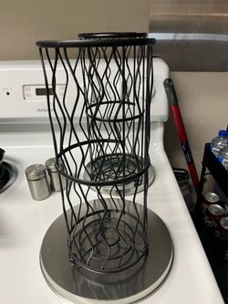 Black Metal Toilet Paper/Paper Towel Holder