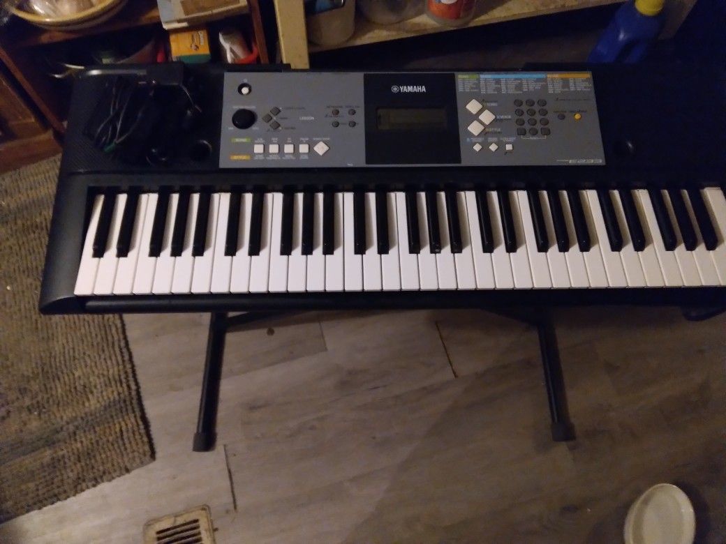 Yamaha Professional Keyboard