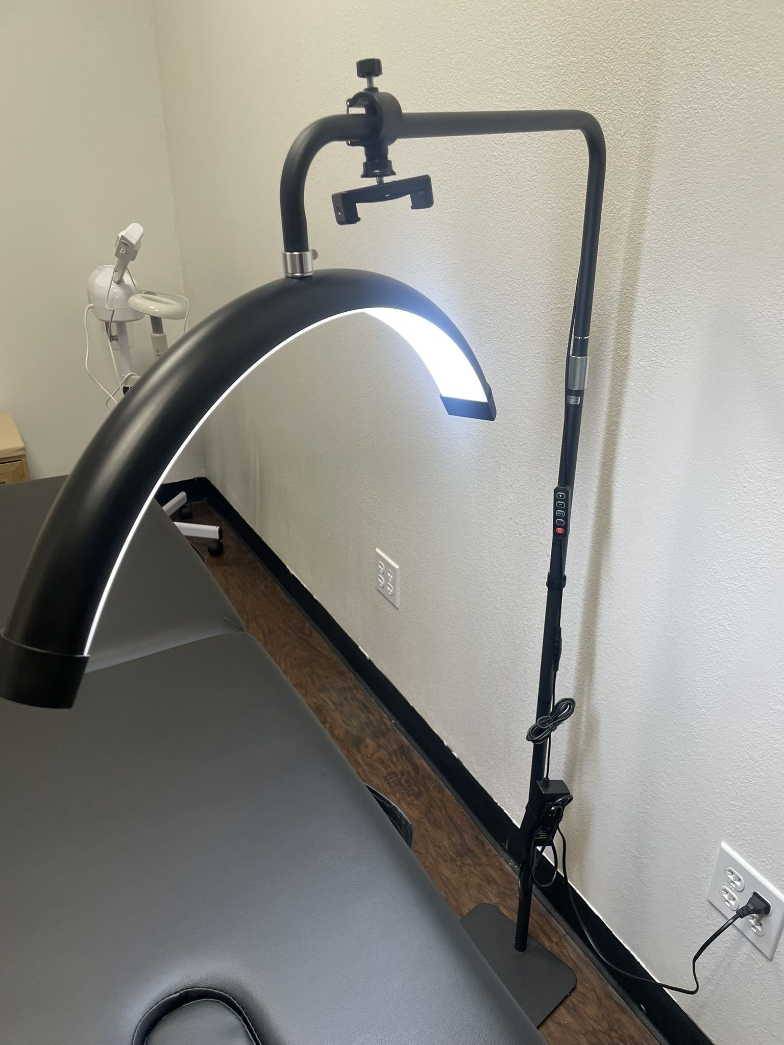 Half Moon LED Lash Lamp