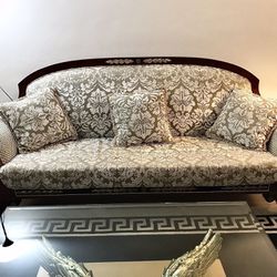Sofa/Couch (Versace)