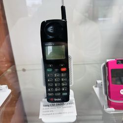 Sony CM-D600S Vintage Cell Phone (1999) – Collectible Classic