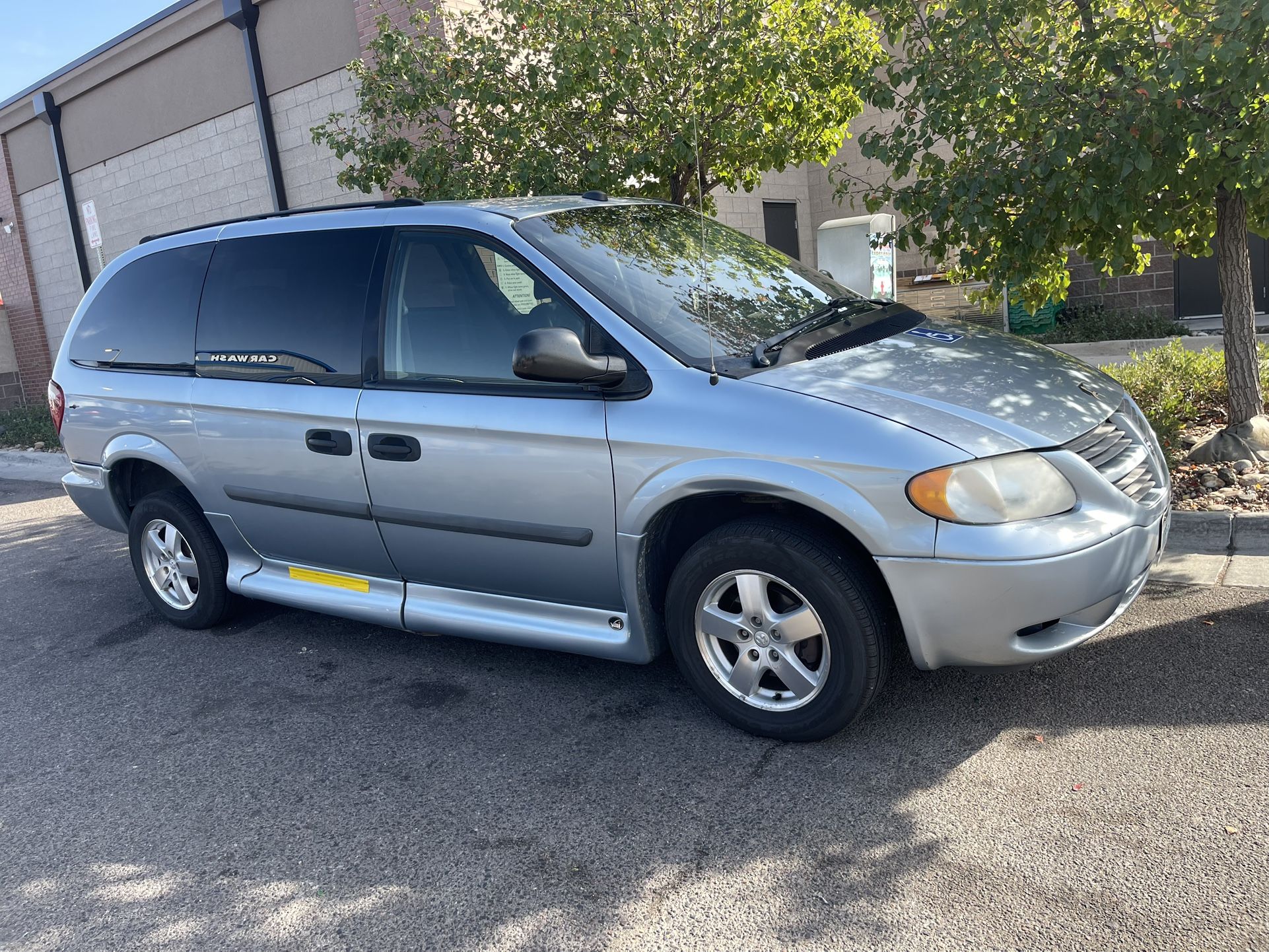 2005 Dodge Grand Caravan