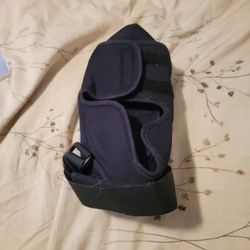 Closed Toe Walking Shoe - Lightweight Foot Protection Cast Boot with Adjustable Straps Size Small Or Large