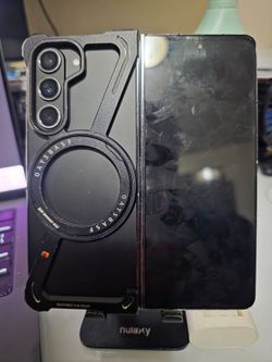 Samsung Galaxy Fold 5