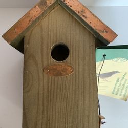 Wren birdhouse w/copper roof 8", NEW w/Tags
