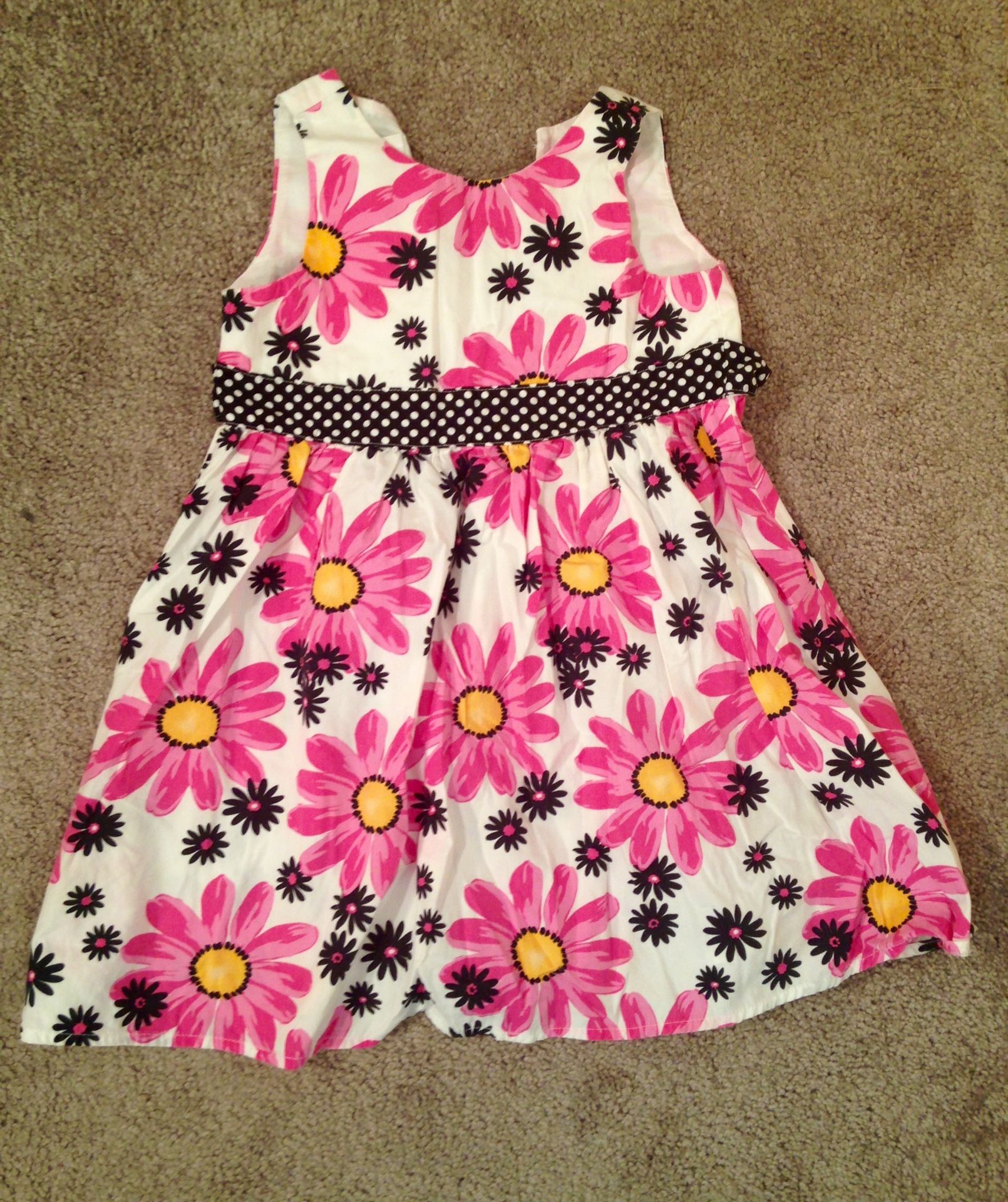 Girls flower dress, size: 4t