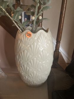 Lenox vase