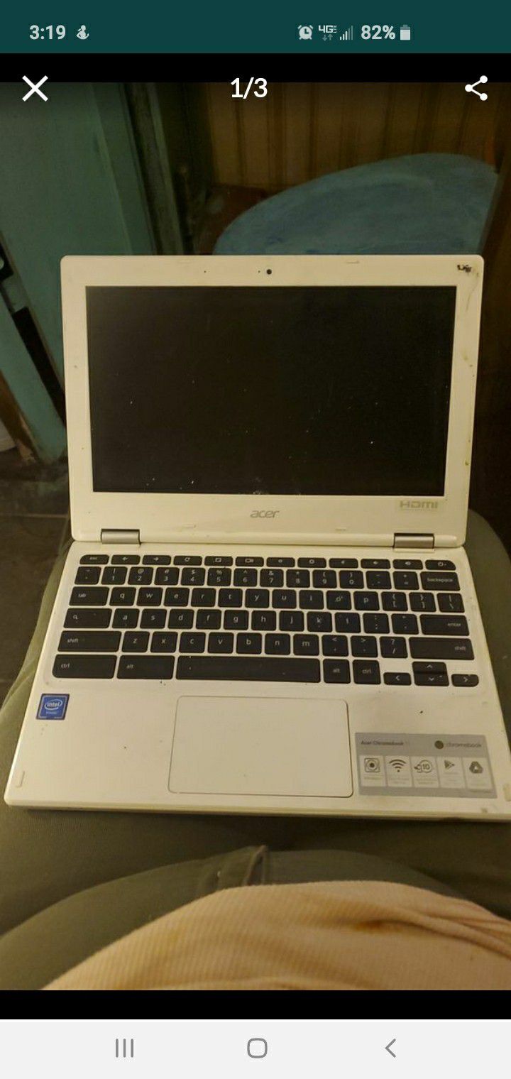 Broken Acer Chromebook 11.5
