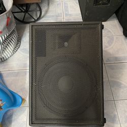 2 Carvin LSX 1502MA