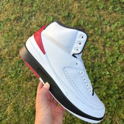 Jordan 2 Chicago 