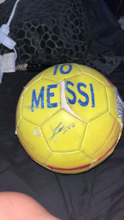Signed ball