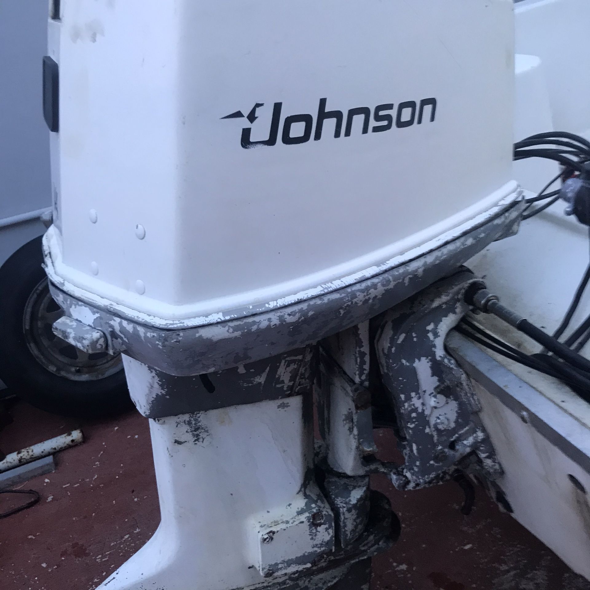 Selling. 1989. 115. Johnson , good tilt and trim , compression on 3 cyl. 90 lbs. 1. 65 lbs. good rebuilt or parts. Fresh water motor. 475.0