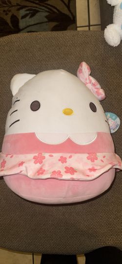 Big Hello Kitty Squishmallow 