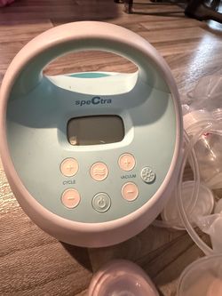 Spectra Electric Breast Pump with Accessories