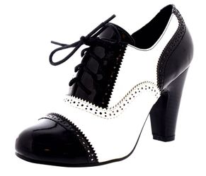 Womens Mary Jane Shoes Block Heels (size 8)