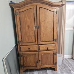 Free entertainment center