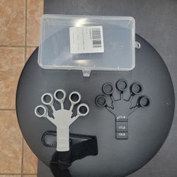 Finger Exerciser_New_$4