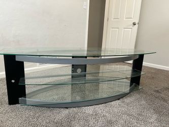 Modern Curved Glass Coffee Table with 3 Tempered Glass Shelves – Excellent Condition!