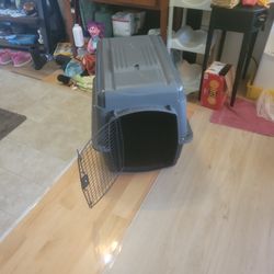Pet mate  In Good Condition 