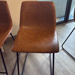 2 Counter Stools