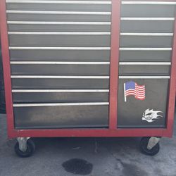 Caja de herramientas Craftsman grande con ruedas – Tool Box / Tool Chest