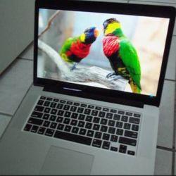 Apple Macbook Pro 15.4" Intel i7 2.3Ghz 8GB 512GB Flash Sonoma  A1398- $425 (Schererville IN)

