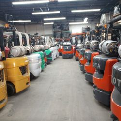 FORKLIFT TOYOTA KOMATSU NISSAN