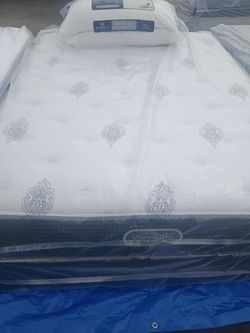 Brand new queen size plush beautyrest mattress and box spring free delivery depends on location