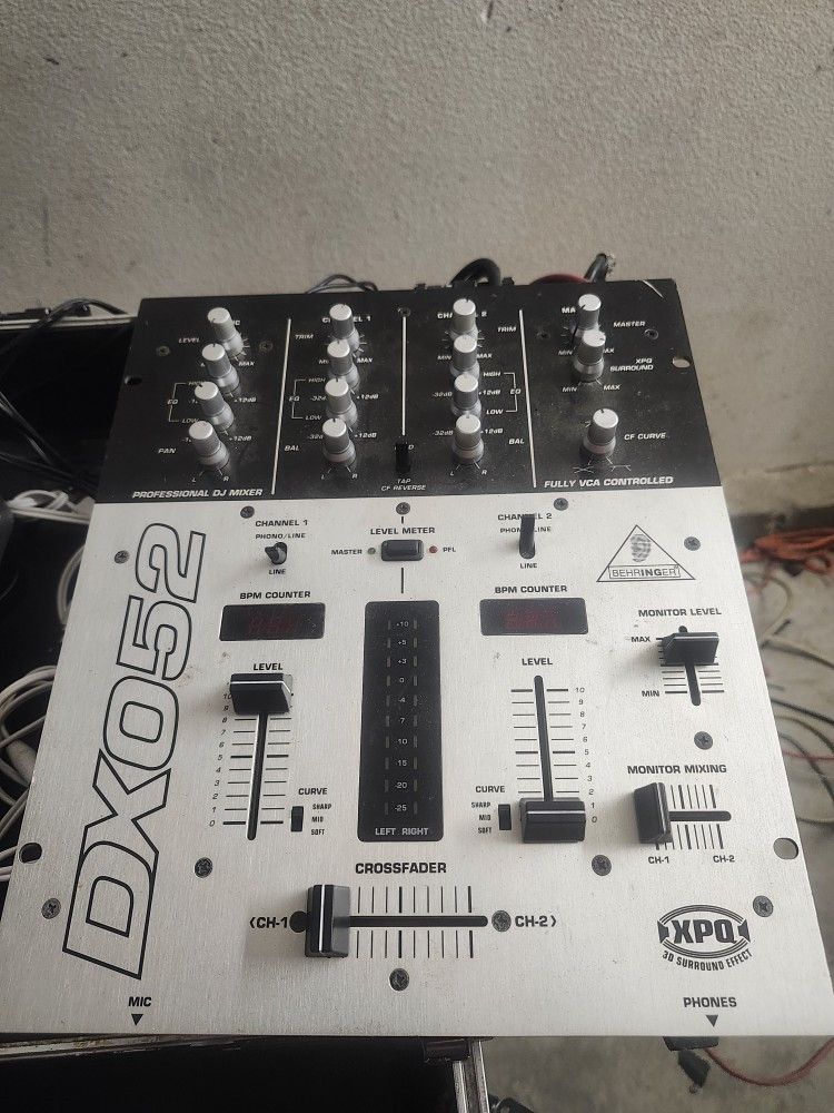 Behringer Mixer