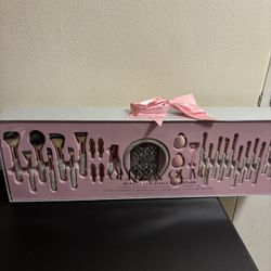Glitz And Glam Makeup Brush Set