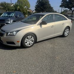 Chevy Cruze 4 Door Sedan 2012