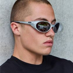 Oakley Eye Jacket Redux Sunglasses OO9438