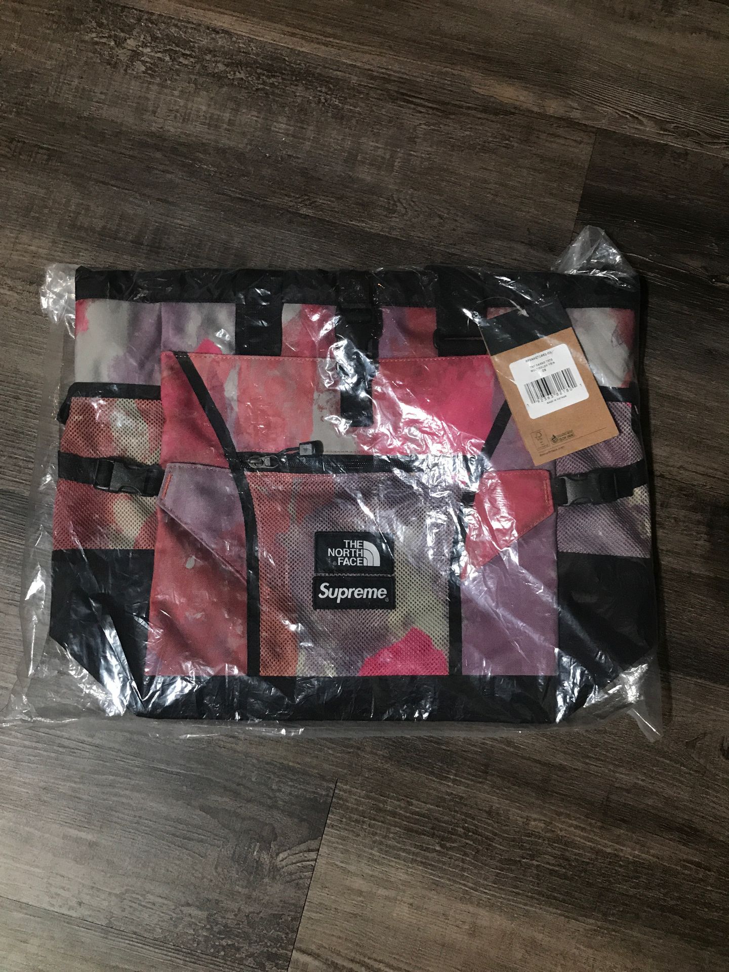 Supreme x TNF Duffel Bag “Multicolor”