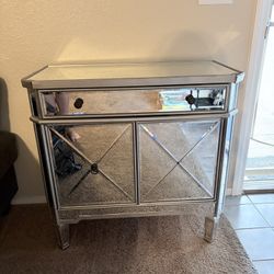 End Table/ Night Stand 