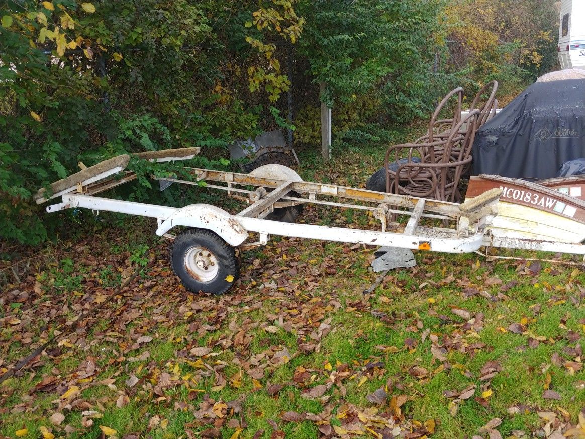 Boat trailer