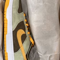 Dunk Low Dusty Olive 