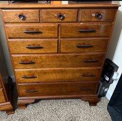 Dresser and chest set