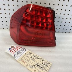 2009 2011 BMW 3 SERIES E90 SEDAN LEFT SIDE TAIL LIGHT OEM 