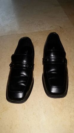 Black Dress Shoes size 3 youth