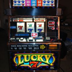 IGT LUCKY 7's SLOT 