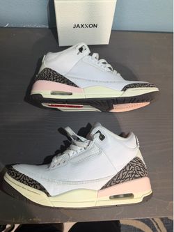 Jordan Women's Air Jordan 3 Retro Neapolitan Wmns size (10.5) Mens(9)