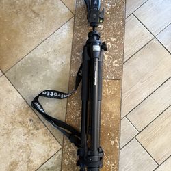 Manfrotto Tripod
