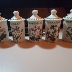 Small Spice Containers 
