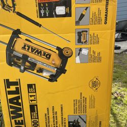 De Walt 3000 psi Power Washer 
