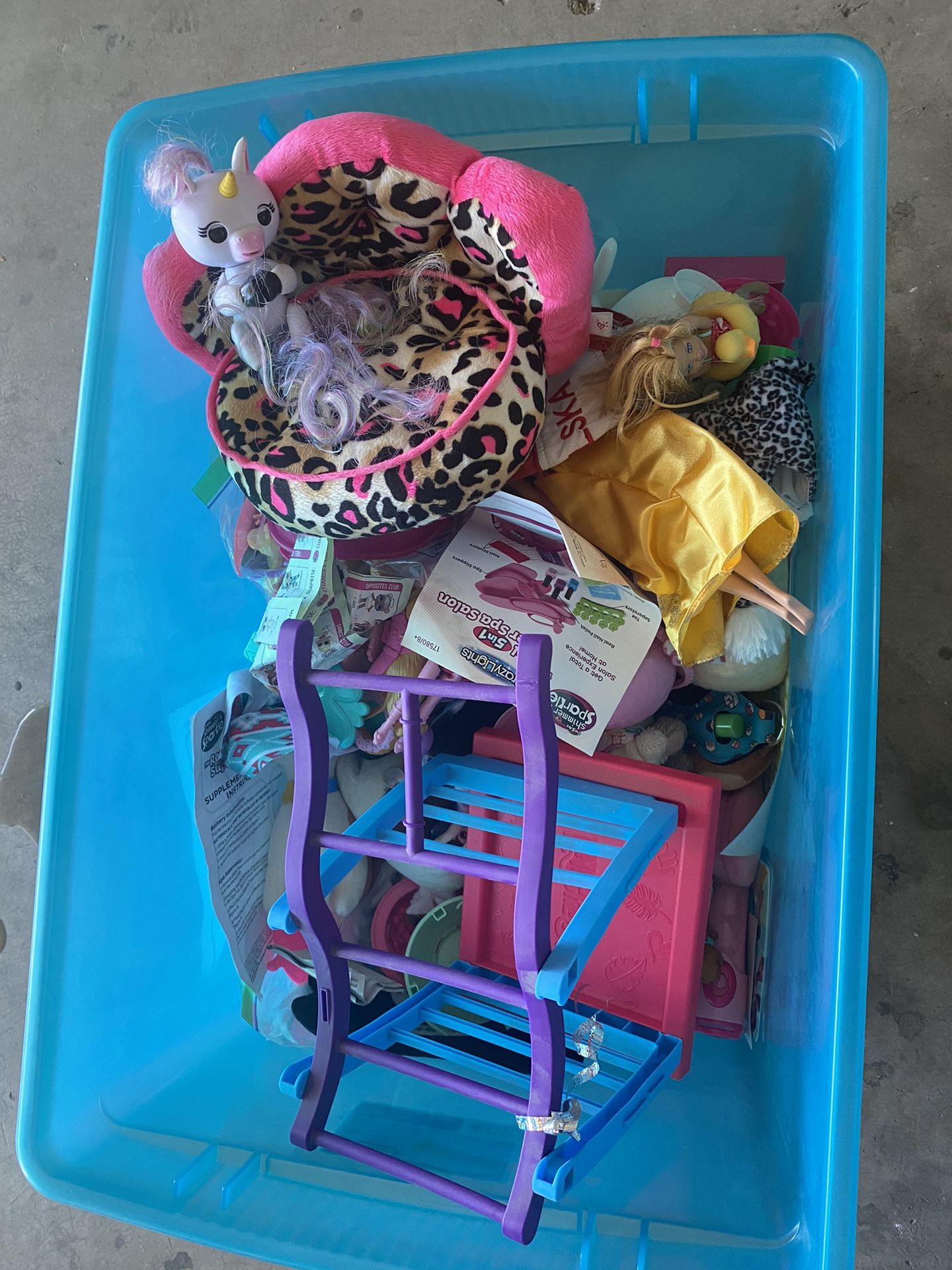 Random Girl Toys And Dolls