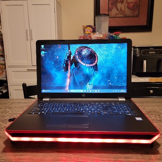 HP Pavilion 15.6" Touchscreen 16GB ram laptop 😲 🫢2.256TB Drive Fast i5 ( Rare ) Red edition