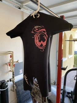 O’Brien little girl’s wet suit